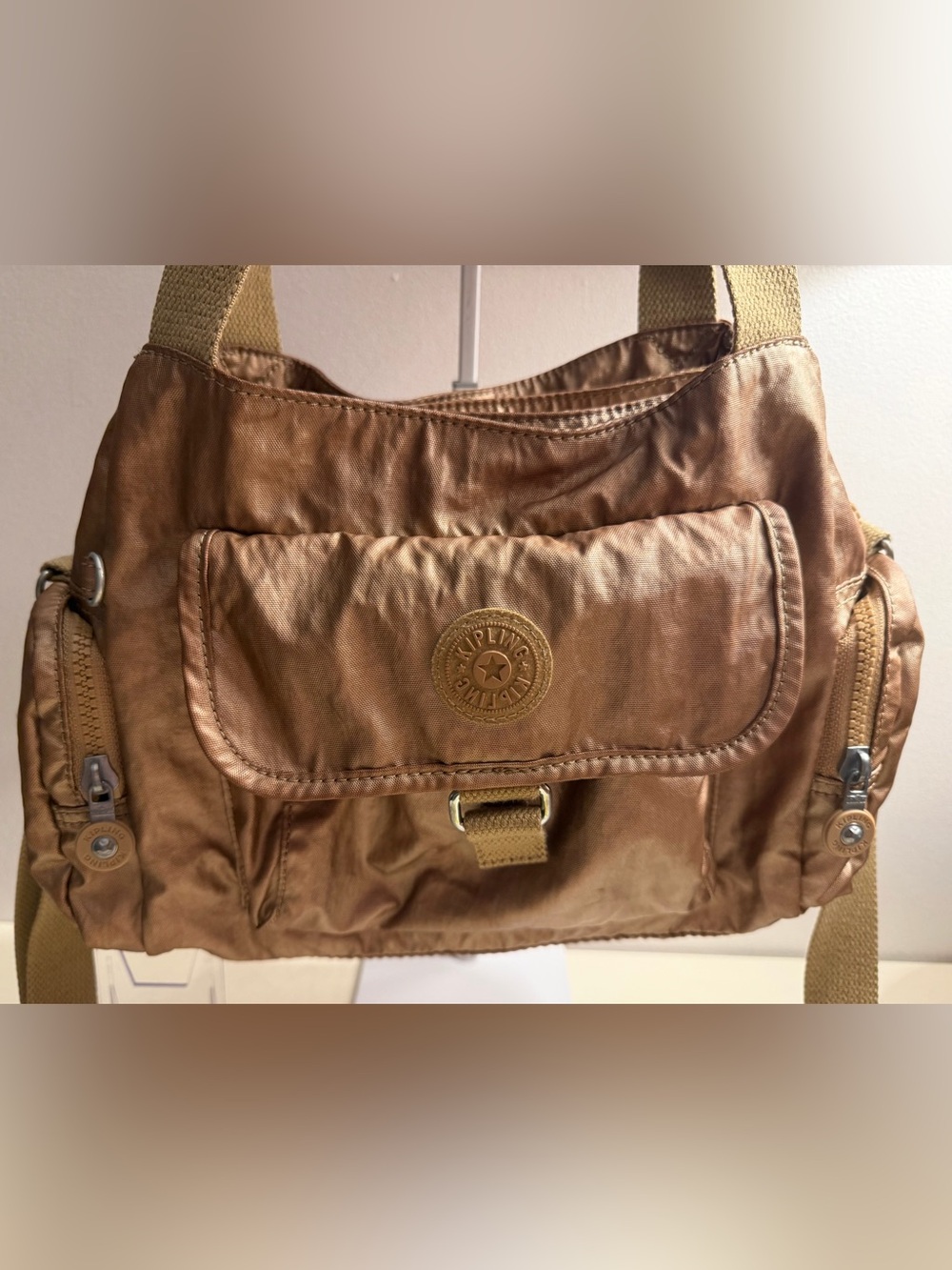 Kipling Felix large metallic quartz toned handbag/crossbody bag.
